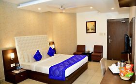 Hotel Surya International Lucknow